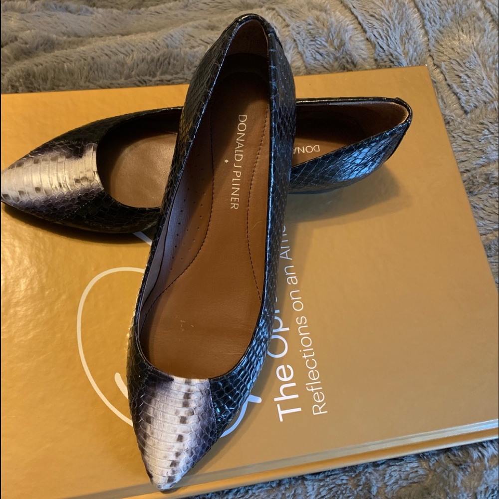 Donald J Pliner Leather Snake Print Flats